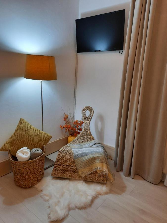 Cocooning In A Lovely Mountain Suite - Two Azuga Exteriér fotografie